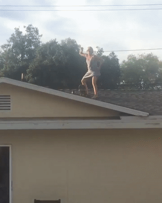 Здесь происходит что-то странное