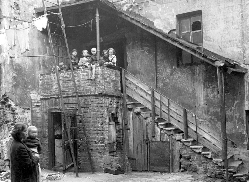 Мокринский переулок, дом № 10. Двор 1941-1942гг.
