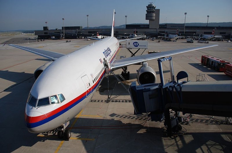 «Игры в молчанку» в деле крушения MH17: в ЕС обвинили следствие во лжи