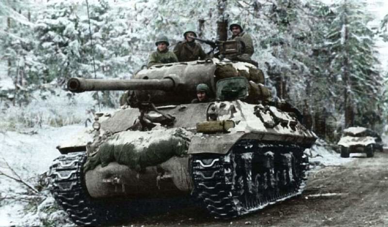 M36 во время Арденнской операции 