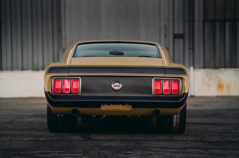 Какие машины на самом деле любит Тони Старк? Ford Mustang для Роберта Дауни-младшего