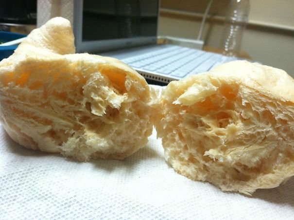Нет, это не хлеб, а мыло, разогретое в микроволновке