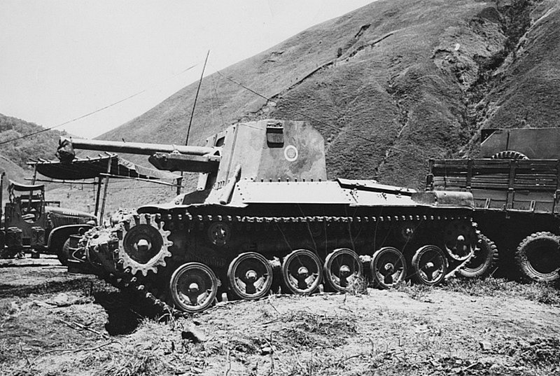 Японская 75-мм САУ Тип 1 «Хо-Ни», захваченная частями 37-й пехотной дивизии США в Аритао (Aritao), Филиппины. 6 апреля 1945 года.