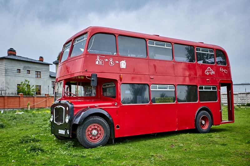 Английский автобус 1964 года, настоящий даблдэкер в Москве!
