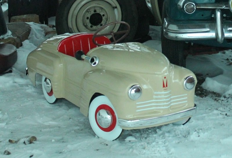 Интересный факт: в Челябинске производили педальные машины — самые желанные игрушки для малышей