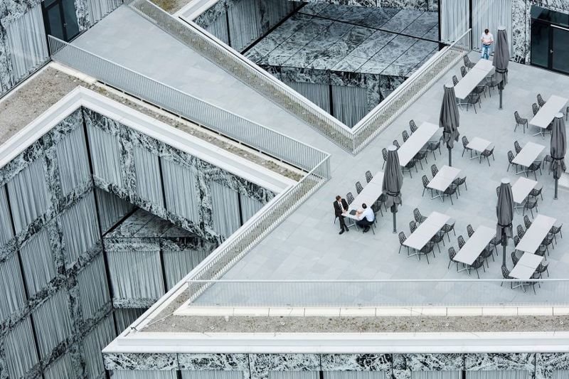 2-е место в категории "Архитектура и городское пространство": "Штаб-квартира Allianz", Адриан Баракат