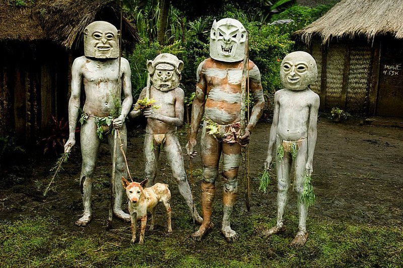 Грязевые люди Асаро мудмен (Папуа-Новая Гвинея)