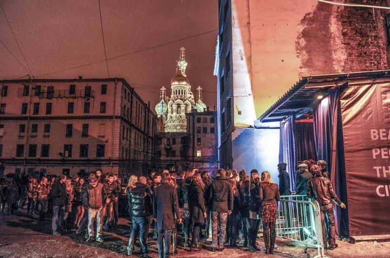 Санкт-Петербург в России: набег на город контрастов