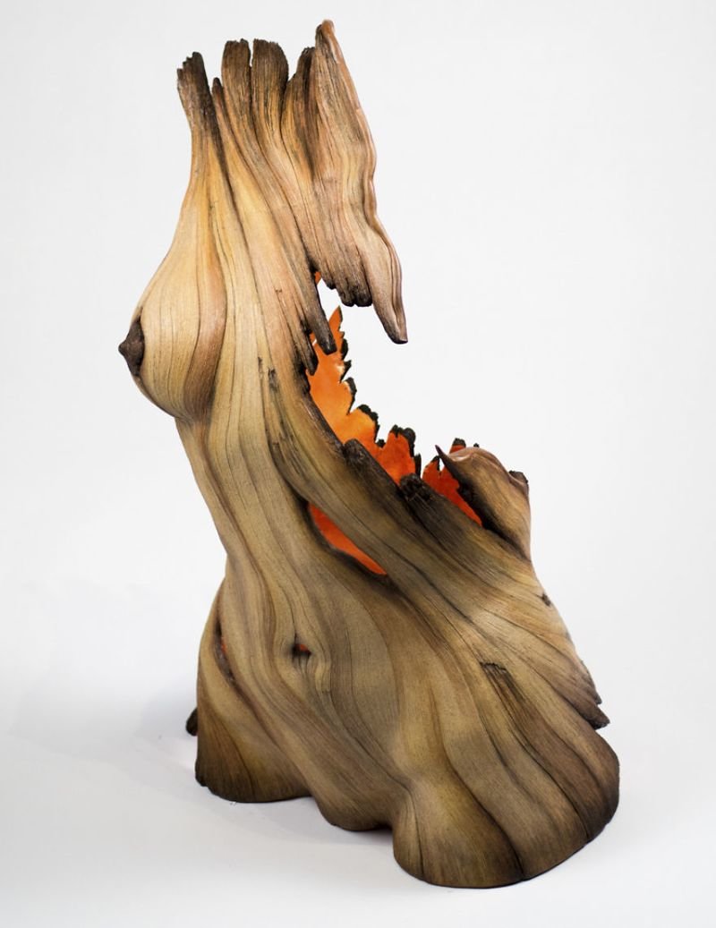 Скульптор делает завораживающие «деревянные» скульптуры из керамики