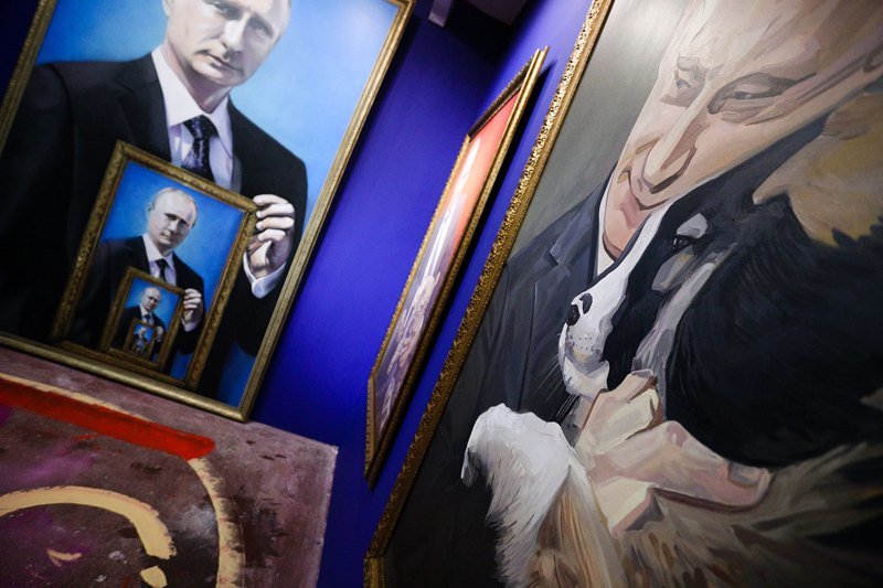 Что показывают на выставке «SUPERPUTIN»