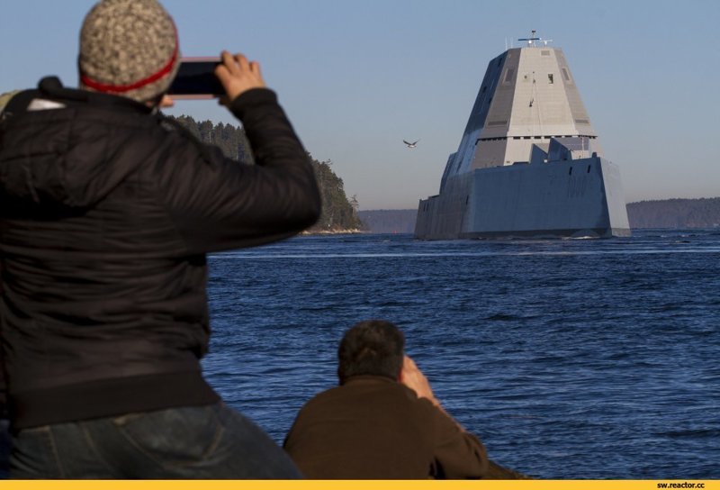 Корабль проклятых: Zumwalt снова оказался в беде