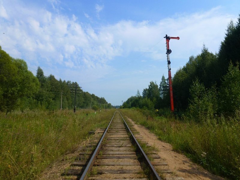 Семафоры и светофоры на железной дороге
