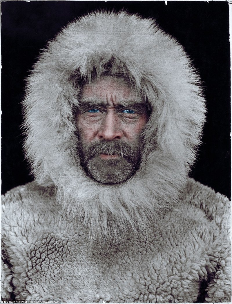 На фото - американский исследователь Роберт Пири, официально считающийся первым человеком, достигнувшим Северного полюса в 1909 году (за это звание он до самой смерти боролся с Федериком Куком, дискуссии об этом не утихают до сих пор)