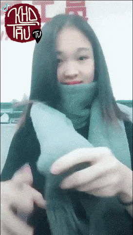 Обычный шарф может выполнять и такую функция Обычный шарф может выполнять и такую функция