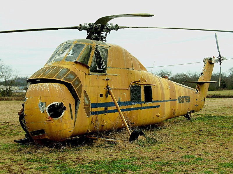 Первые вертолеты в мире. Вертолет Сикорского. Сикорский h-34. Вертолет Сикорский h 34. Первый вертолет Сикорского.