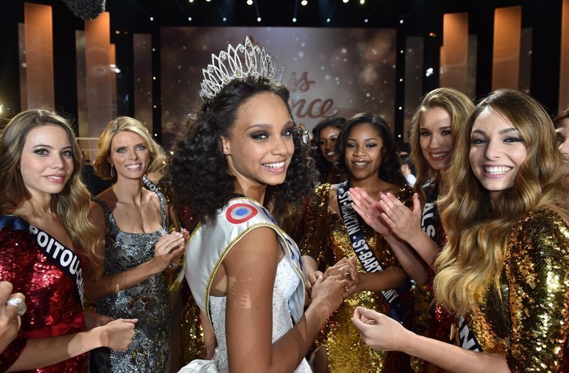 Конкурс "Мисс Франция" обвинили в нетерпимости к толстым