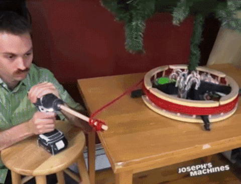 Быстрый способ украсить елку Быстрый способ украсить елку