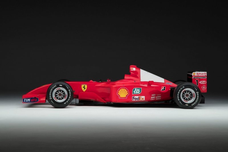 Неизвестный покупатель не пожалел отдать за одну из самых красивых и успешных машин не только Ferrari, но и всей Формулы 1 аж $7504000!