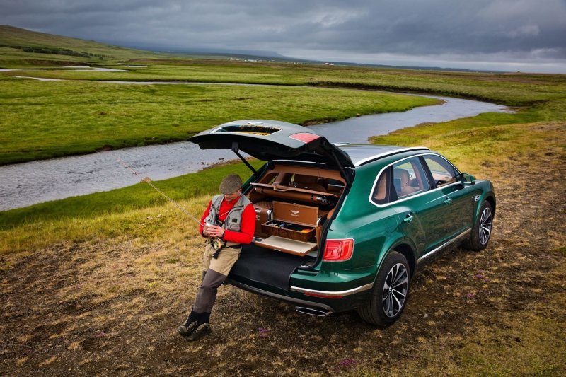 Роскошный Bentley Bentayga для охотников и рыбаков