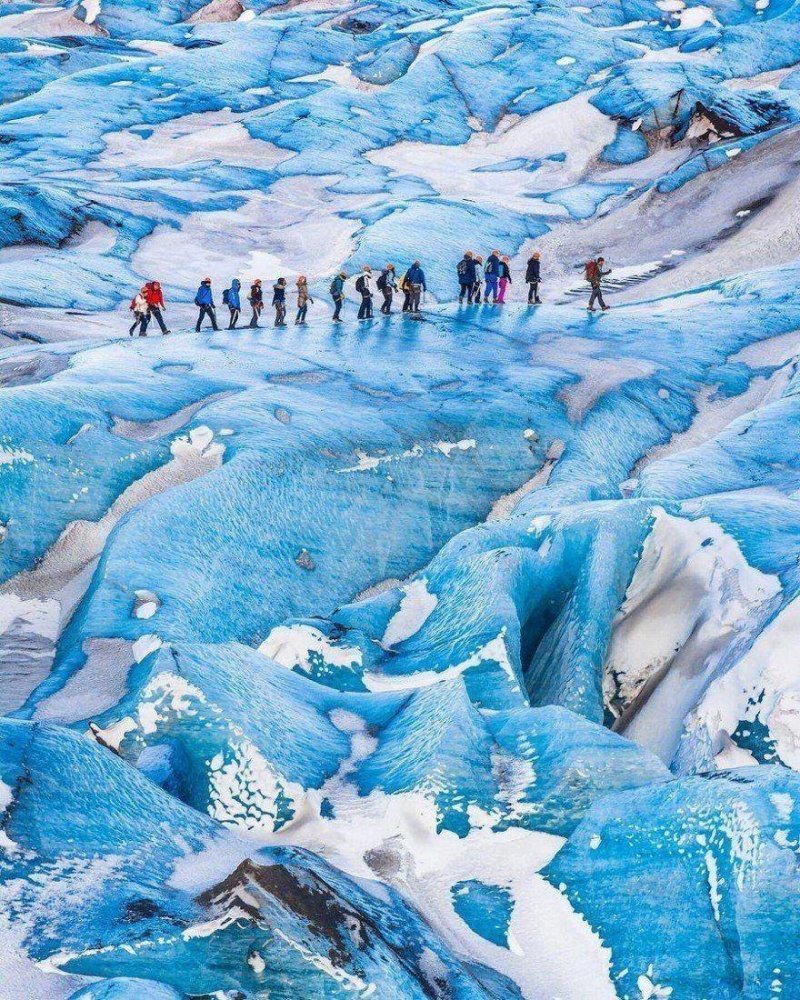 Путешествие по леднику в Исландии