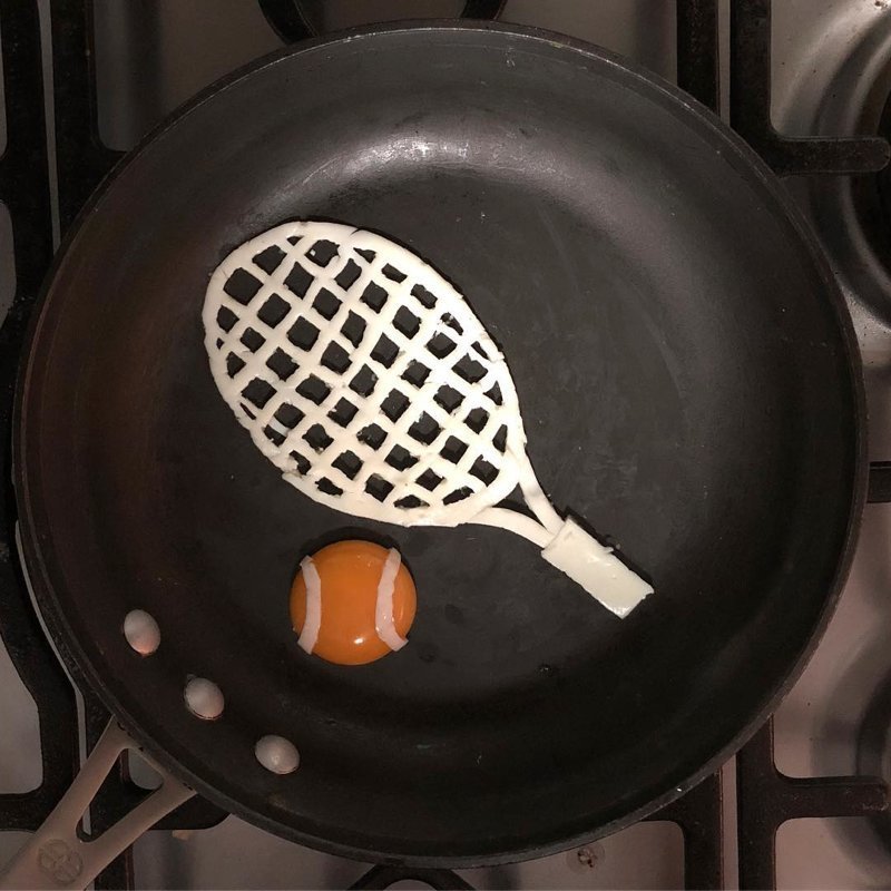 Мексиканка создаёт прямо на сковороде удивительные по своей красоте яичные завтраки