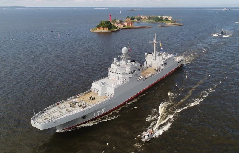 Плавучий плацдарм: чем интересен большой десантный корабль "Иван Грен"