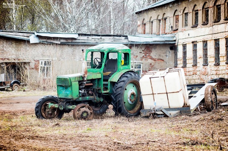 Ода советскому трактору