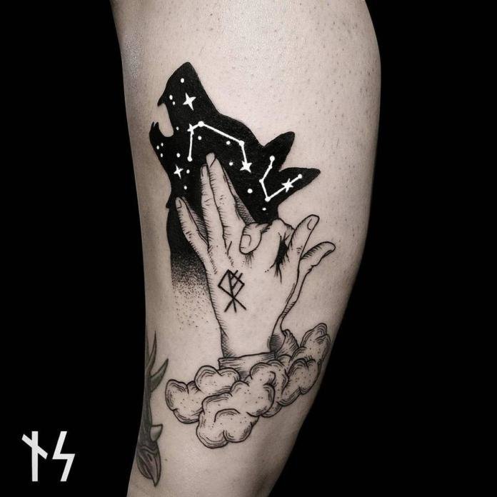 В поисках звезд: космические татуировки от Ника Сквер