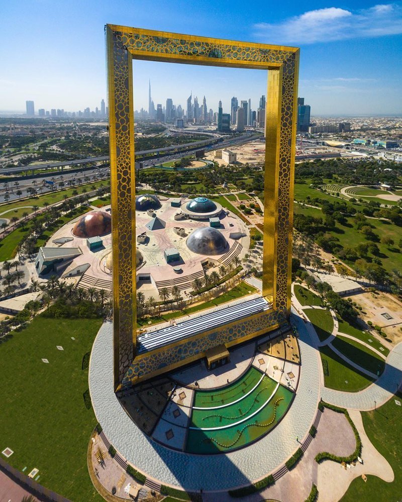 Строительство Dubai Frame началось в 2013 году