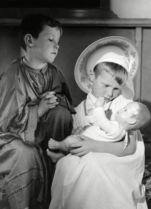 Художник Билл Домонкос создает сюрреалистичные анимации из ретро фотографий