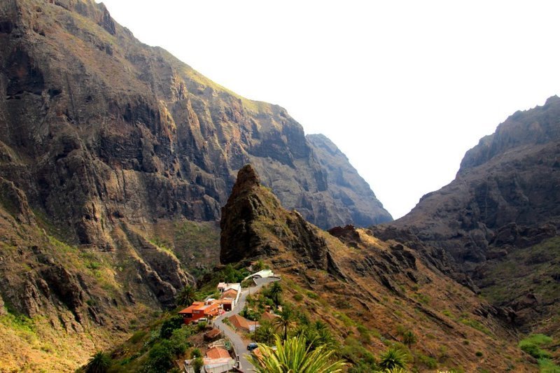 Деревня Маска и живописное ущелье на Тенерифе