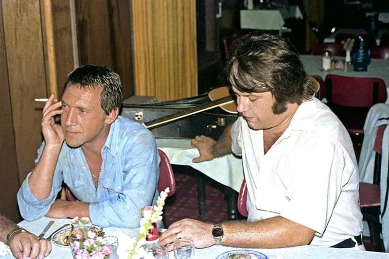 Владимир Высоцкий и Виктор Шульман. Grand Mountain Hotel, Greenfield Park, NY, август 1978 года. Фото Игоря Высоцкого