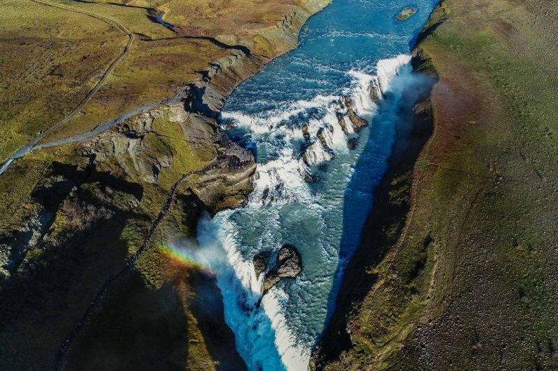 16. Самый знаменитый водопад Исландии - Гюдльфосс