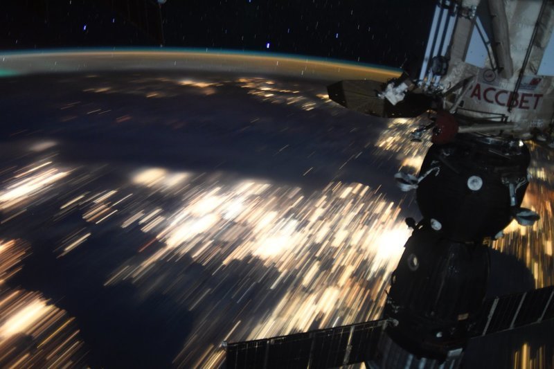 Наш загадочный, удивительный и прекрасный мир из окна Международной космической станции
