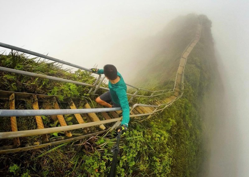 Запретная лестница на Гаваях, которая ведет в небеса