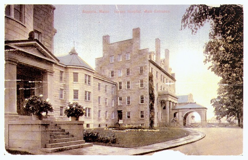 Построенная в 1840 году, больница должна была помочь душевнобольным штата Мэн