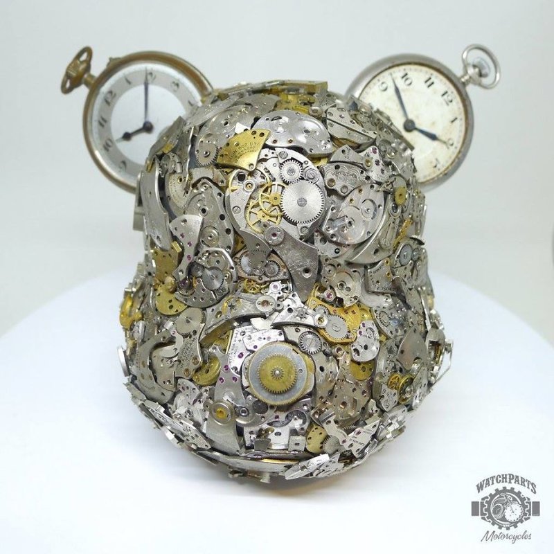 Стимпанк-скульптуры из деталей часов от Дэна Таненбаума