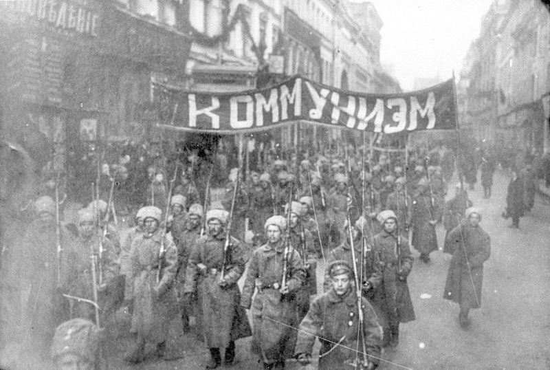 Возраст революционеров