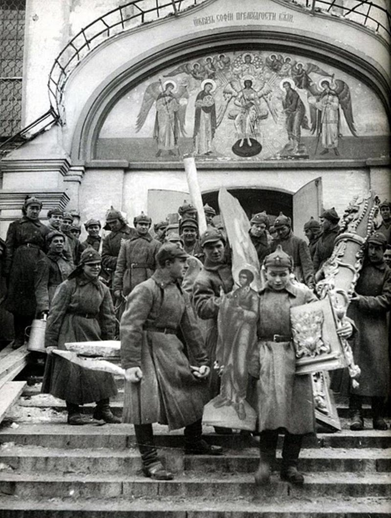 Возраст революционеров