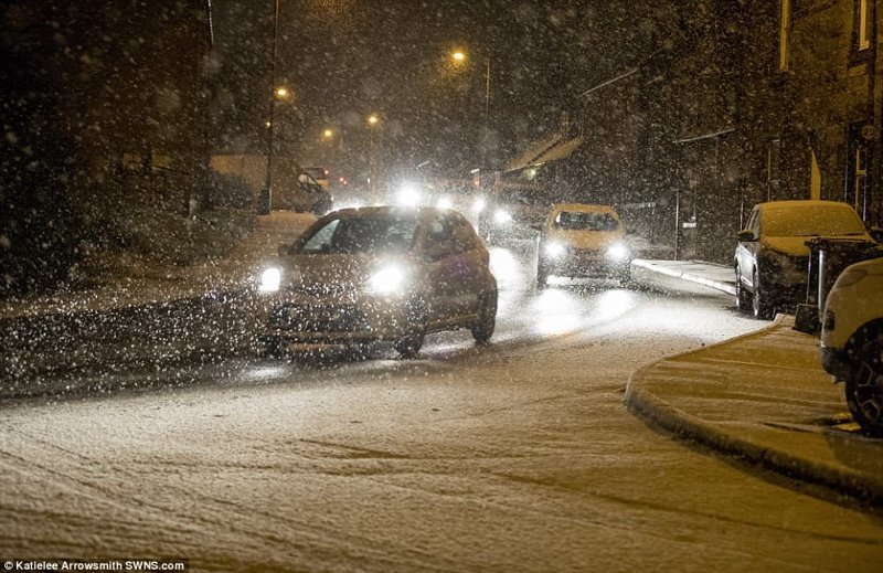Снежный шторм "Фионн" накрыл Великобританию