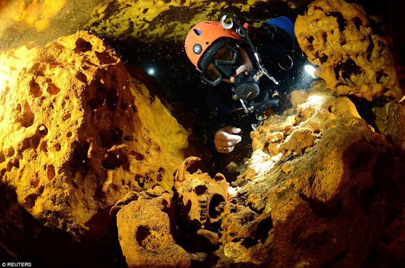 В Мексике нашли самую большую подводную пещеру в мире