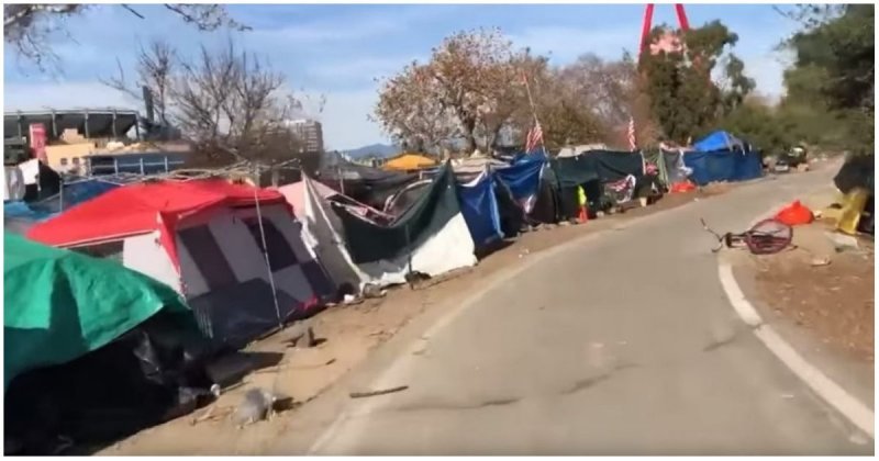 Пугающий своими размерами палаточный город бездомных в Калифорнии бездомные, бомжи, в мире, видео, калифорния, нищета, палатка, палатки, сша