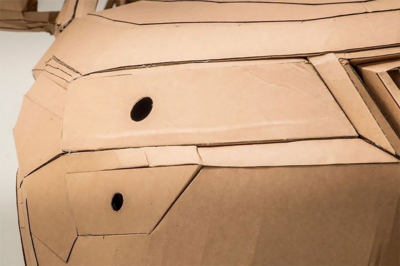 Британцы склеили полномасштабную копию кроссовера Skoda из картона