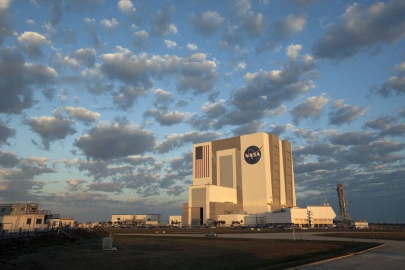 Здание вертикальной сборки в Космическом центре Кеннеди. Именно здесь будет производиться финальная сборка SLS и Orion перед их запуском.