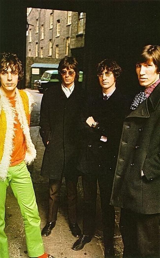 Pink Floyd, 1967. Сид Барретт во всем своем элегантном психоделическом блеске