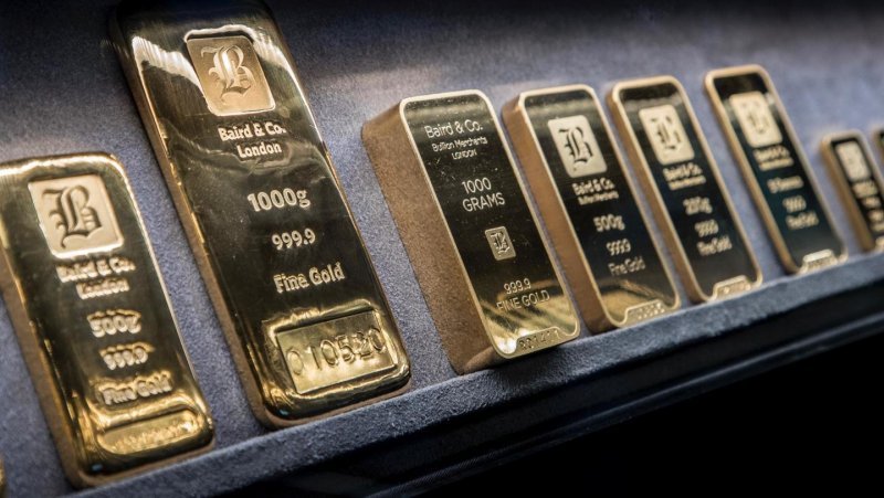 300 килограммов золота: в Лондоне золотые слитки перевезли на обычных Porsche