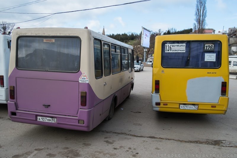  Древнее кладбище караимов.