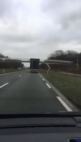 Подборка автомобильных гифок