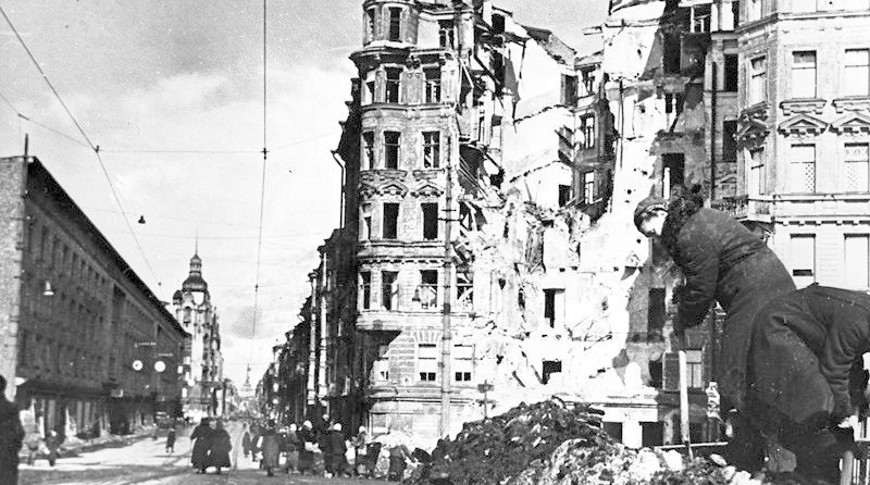 74 года назад закончилась блокада Ленинграда
