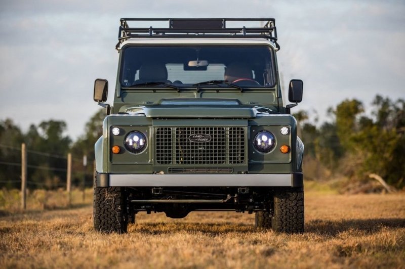 Американское тюнеры построили особый Land Rover